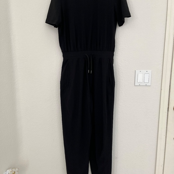 Sweaty Betty Explorer Jumpsuit, Size M - Picture 4 of 8